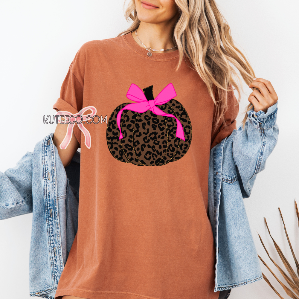 Pumpkin Bow Leopard Pink -T-Shirt