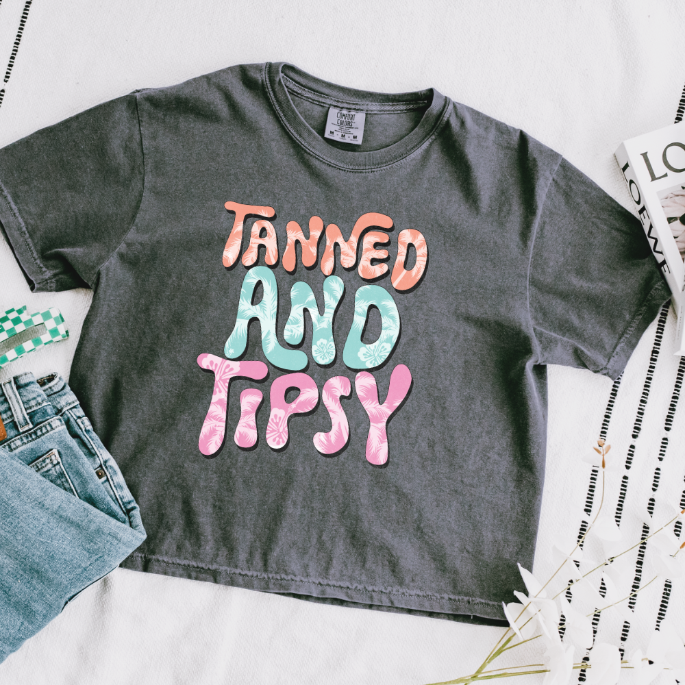Tanned & Tipsy -T-Shirt