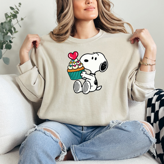 Simple Snoopy Dog Valentine cupcake sweater - sand beige crewneck sweater