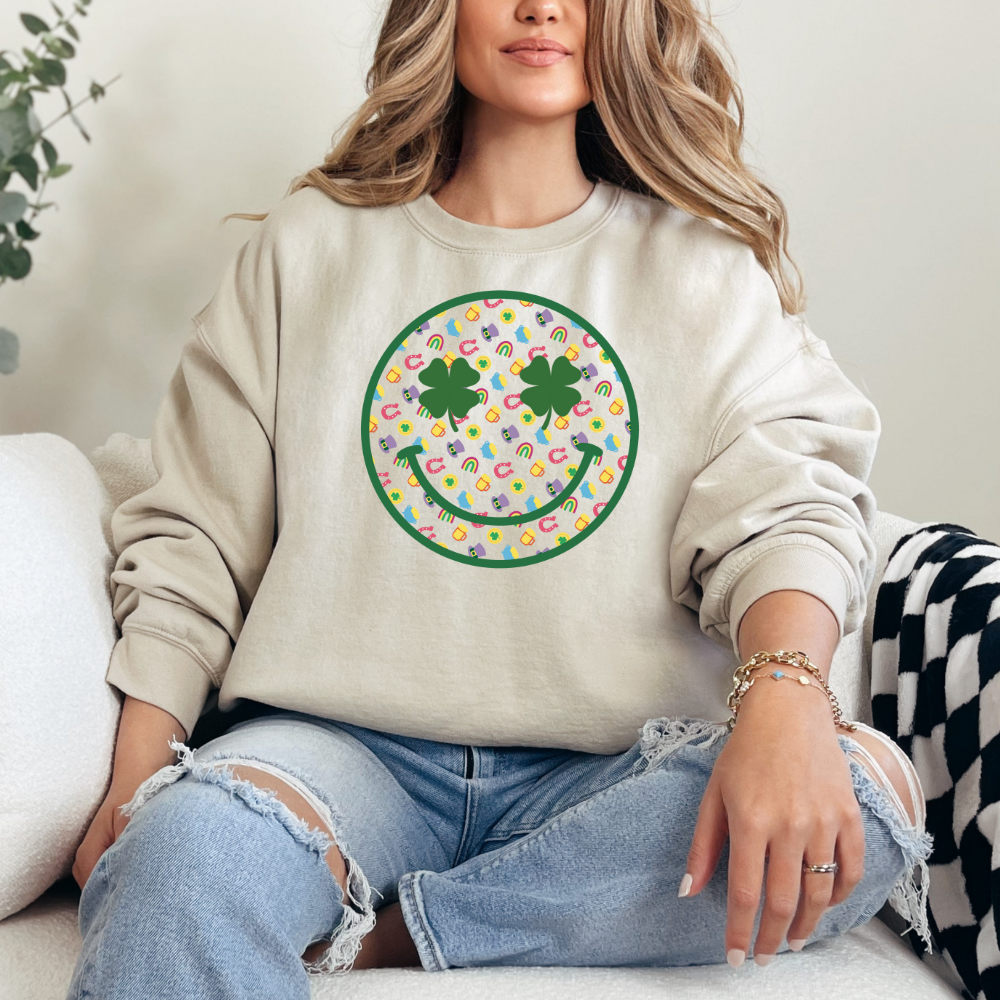 Lucky Smiley- Sweater Crewneck