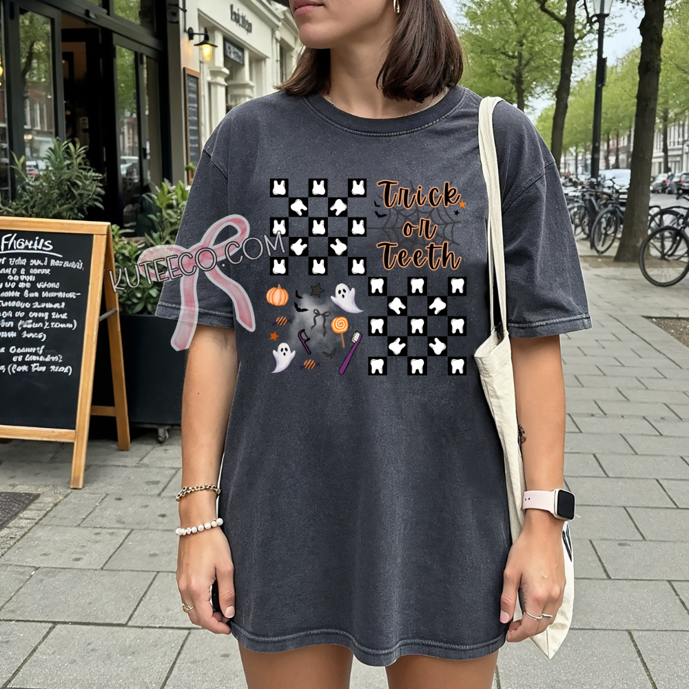 Trick or Teeth - T-Shirt/ Sweater