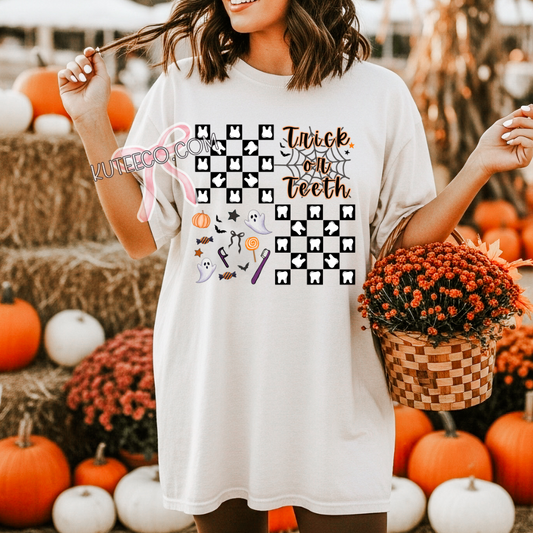 Trick or Teeth - T-Shirt/ Sweater