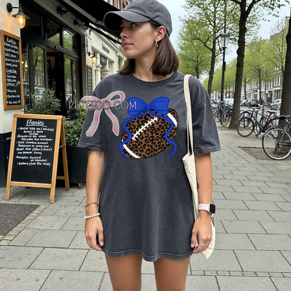 Cheetah Football Bow - T- Shirt