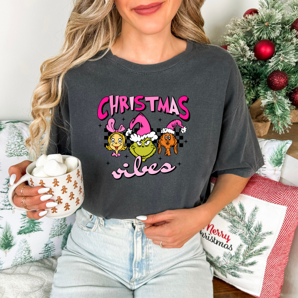 Christmas Grinch Vibes- Tee