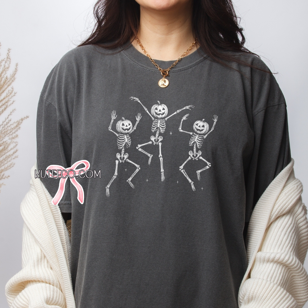 Pumpkin Skelly- T-Shirt & Sweater