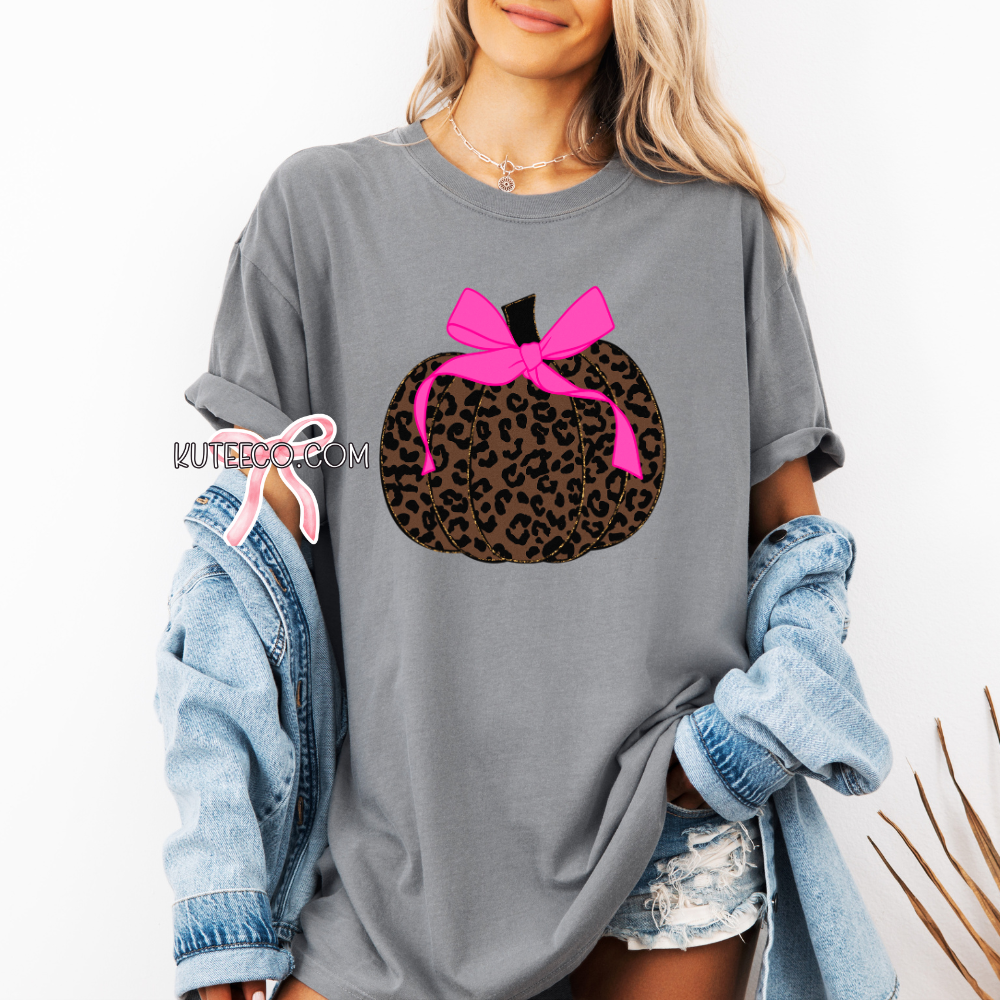 Pumpkin Bow Leopard Pink -T-Shirt