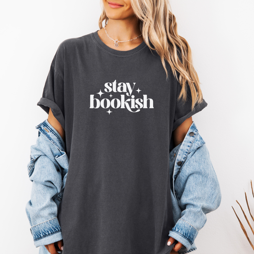 Stay Bookish- Tee