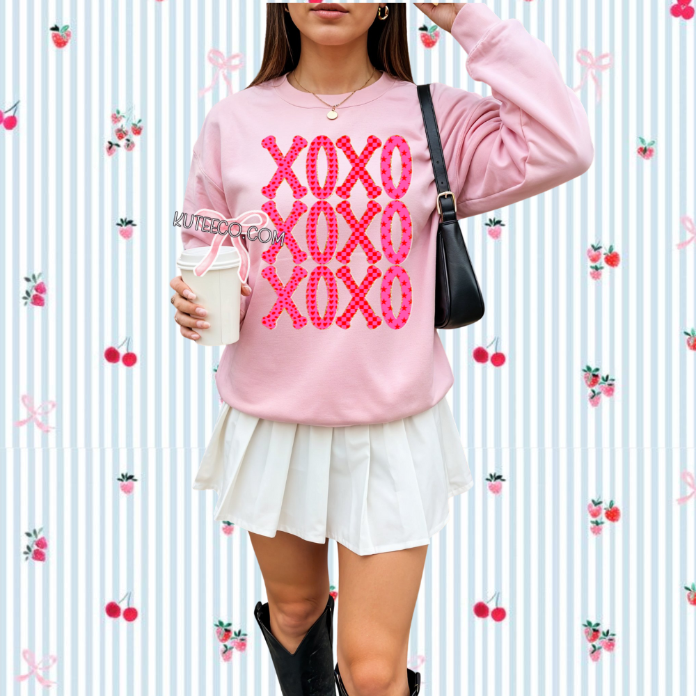 XOXO- Shirt/ Sweatshirt