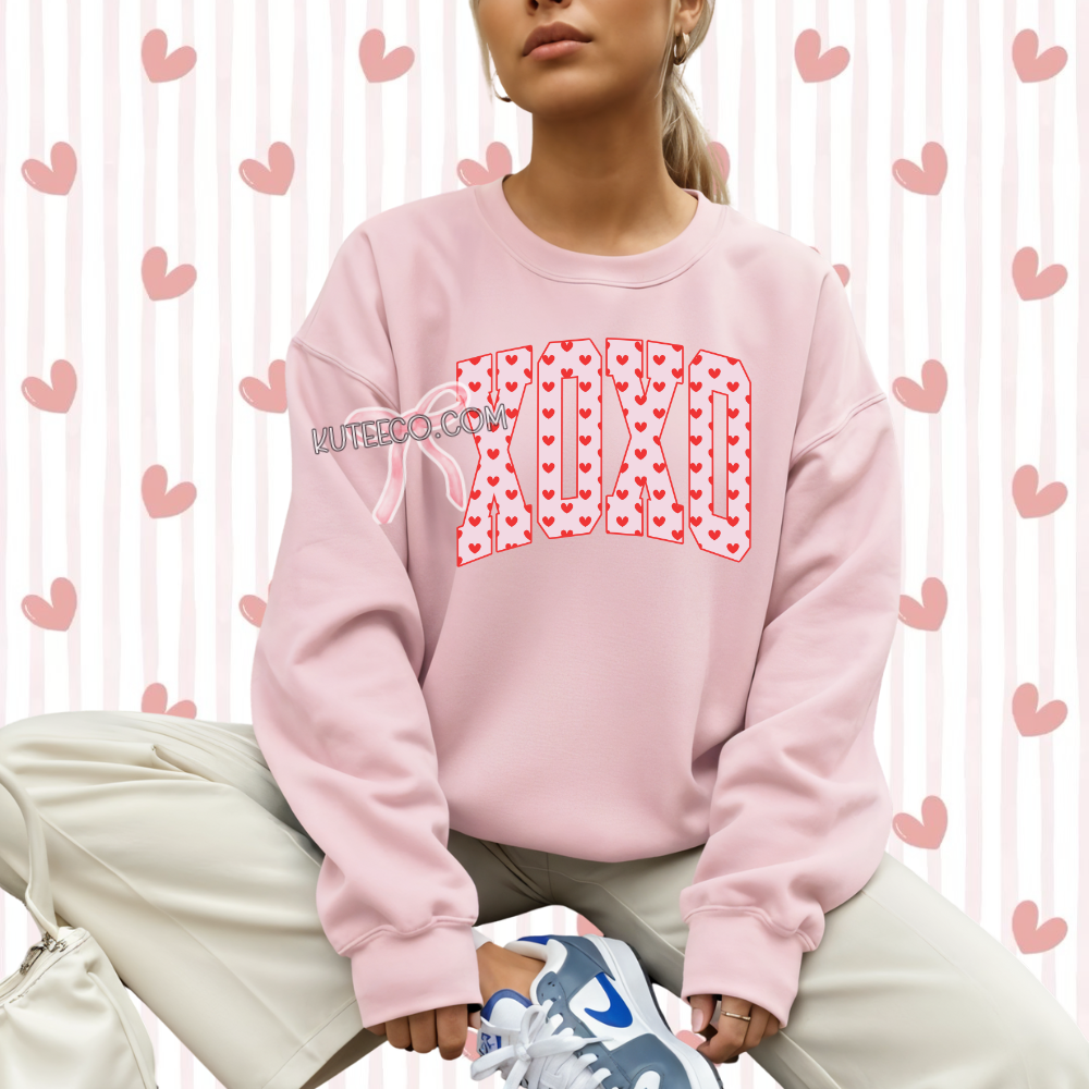 V-day XOXO pink hearts- Shirt/ Sweatshirt