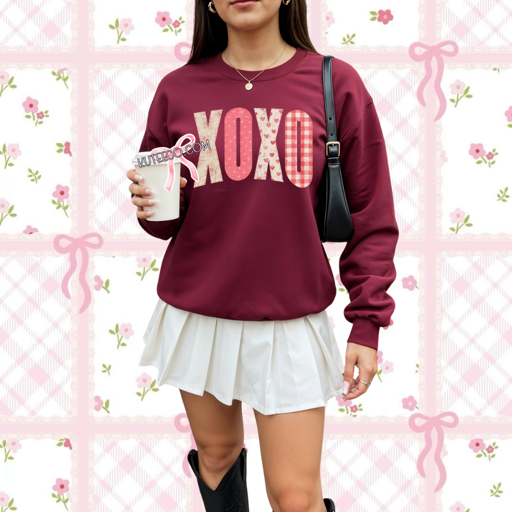 Stitched XOXO - Shirt/ Sweatshirt