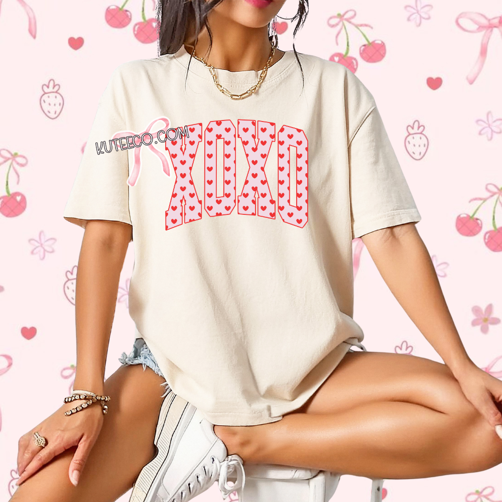 V-day XOXO pink hearts- Shirt/ Sweatshirt